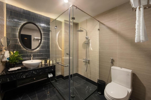 Imprerial Hotel Hanoi