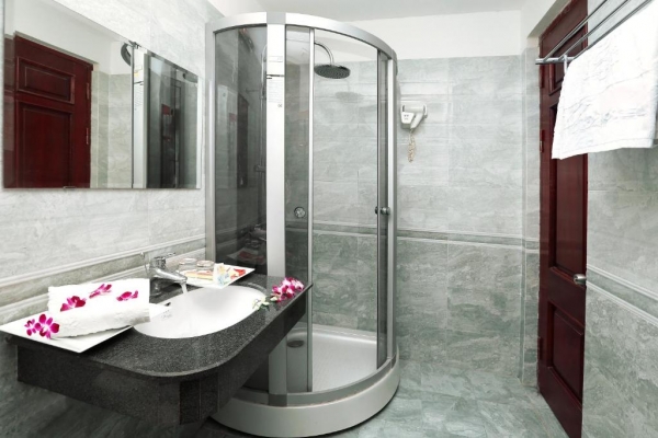 Hanoi Posh Boutique Hotel