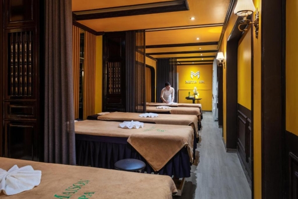 Minerva church Hotel