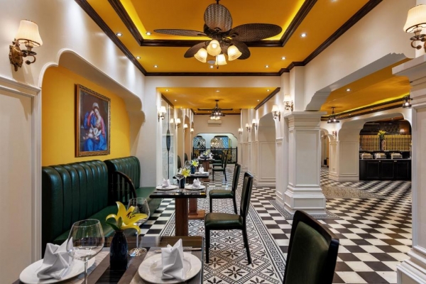 Minerva church Hotel
