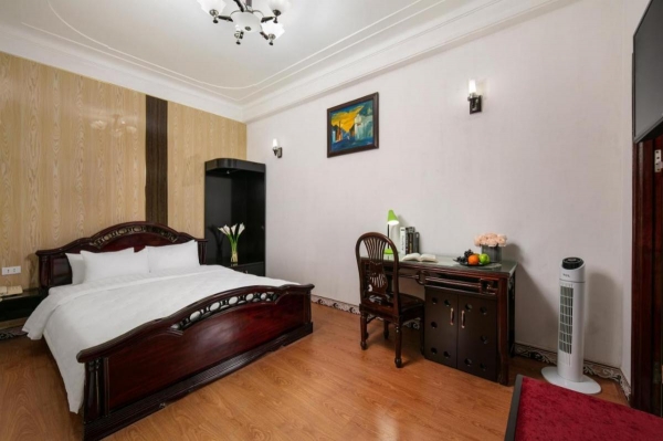Little Diamond Hotel