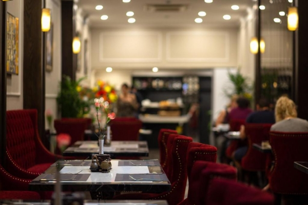Flora CentreHotel & Spa