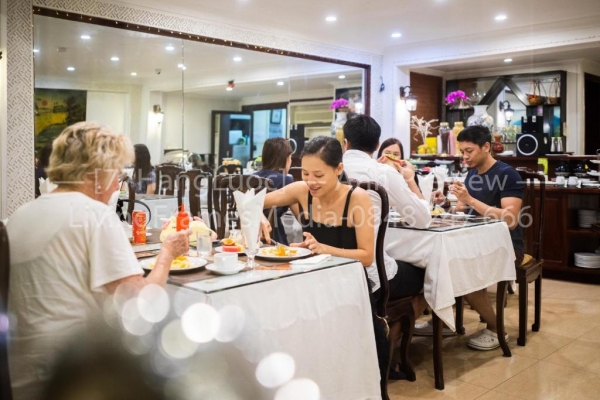 Hanoi Little Town Hotel