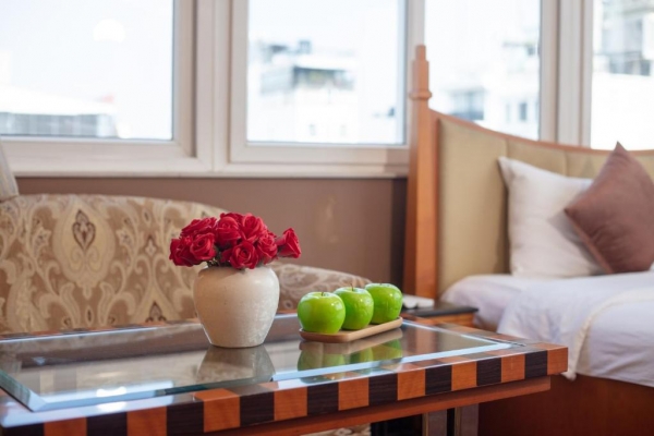 Golden Sunshine Villa Hotel and Travel