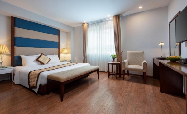Skylark hotel