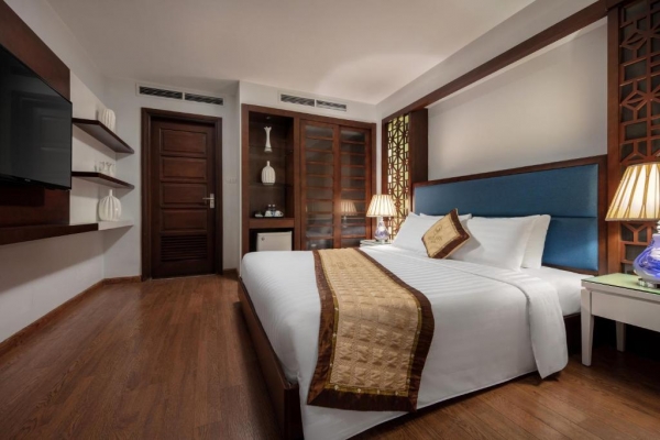 Skylark hotel