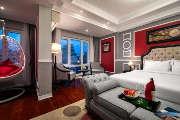 Acoustic Hotel & Spa