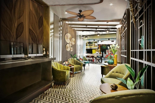 Hanoi Center Silk Hotel & Travel