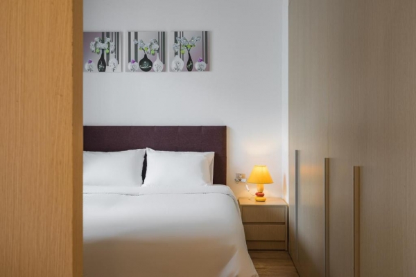 Hnc premier hotel & residences