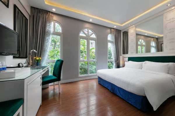 Minerva church Hotel