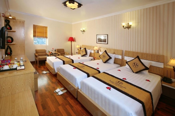Hanoi House Hostel & Travel