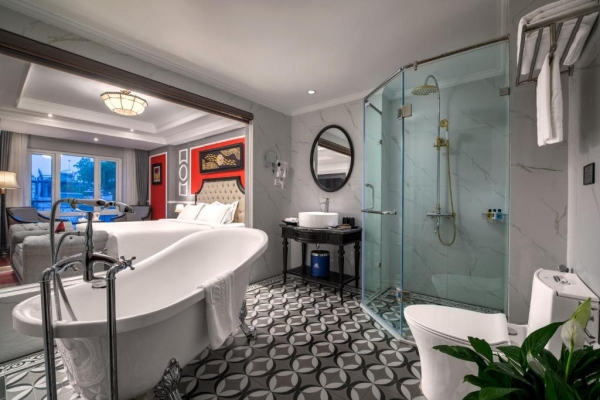 Acoustic Hotel & Spa