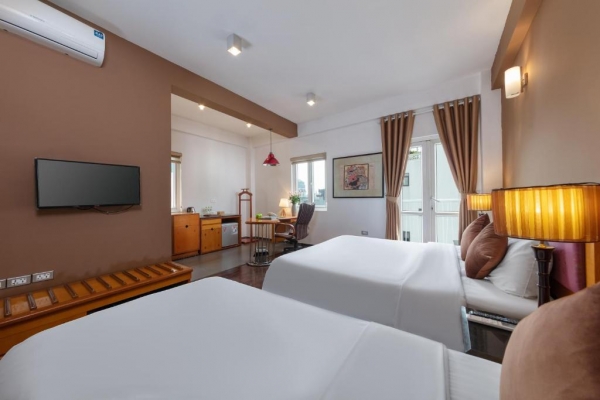 Golden Sunshine Villa Hotel and Travel