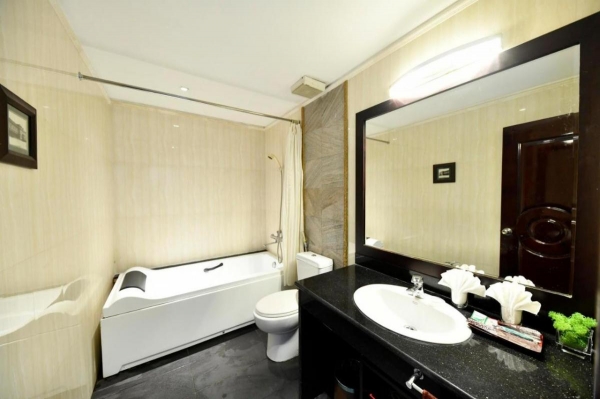 Hanoi Traveller House