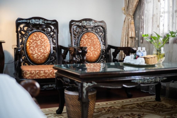 Hanoi Little Town Hotel