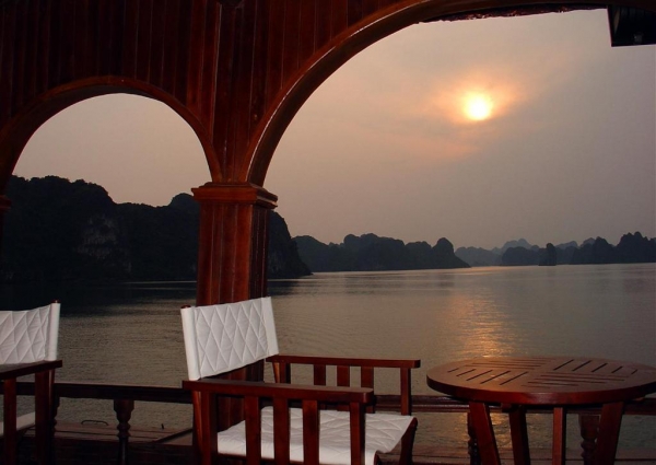 Hanoi Sena Hotel & Travel - Former Symphony Hanoi Hotel