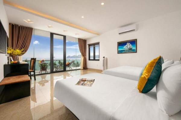 Tuan chau Kingly Villa