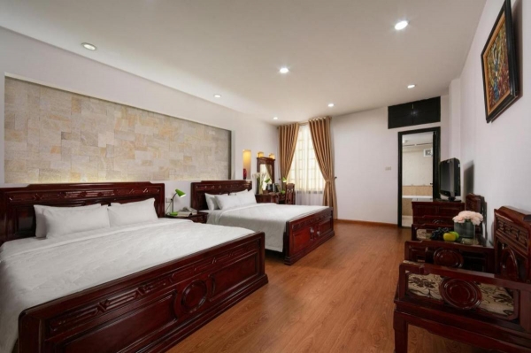 Little Diamond Hotel