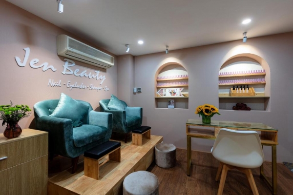 Skylark hotel