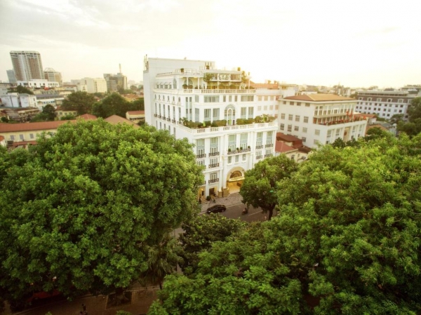 Apricot Hotel
