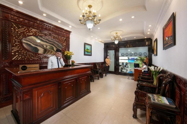 Little Diamond Hotel