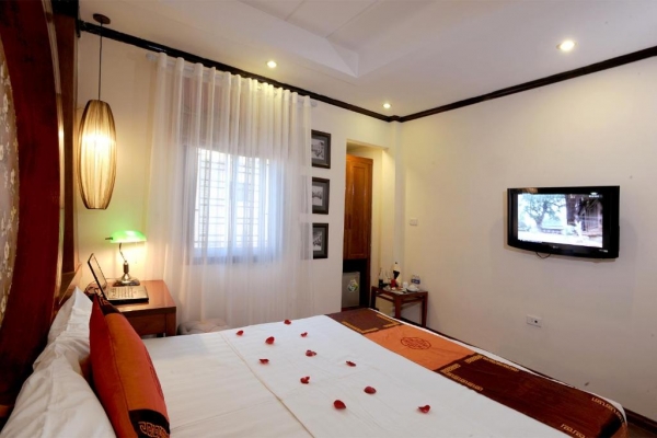 Hanoi Sena Hotel & Travel - Former Symphony Hanoi Hotel