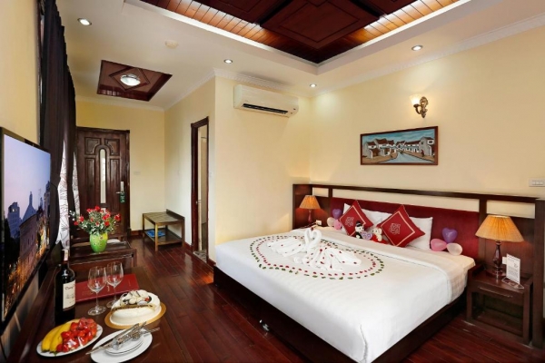 Hanoi Posh Boutique Hotel