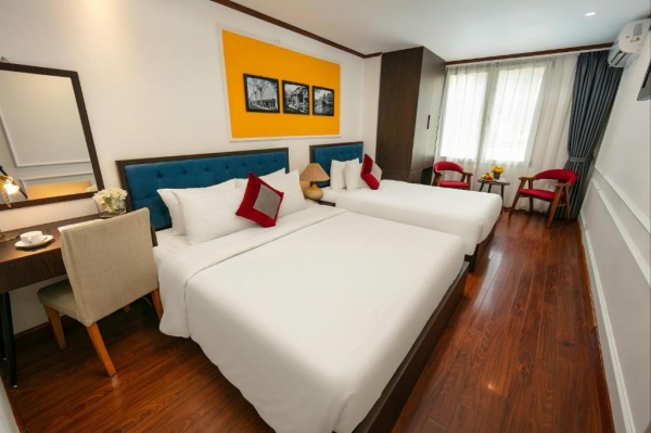Hanoi Center Silk Hotel & Travel