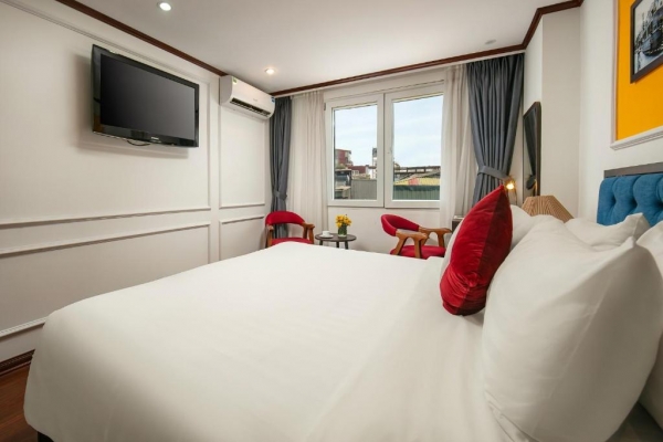 Hanoi Center Silk Hotel & Travel