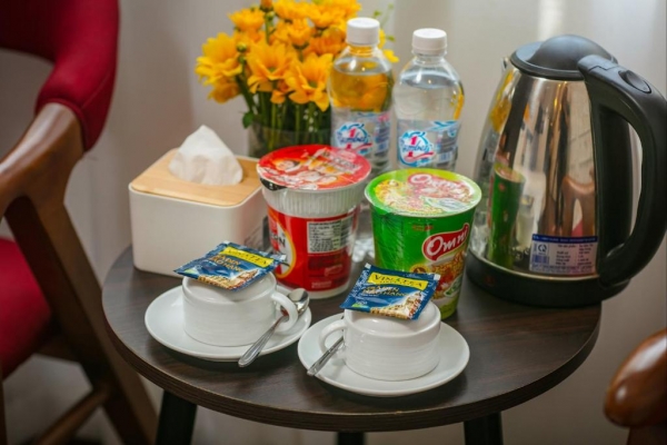 Hanoi Center Silk Hotel & Travel