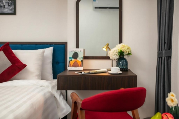Hanoi Center Silk Hotel & Travel