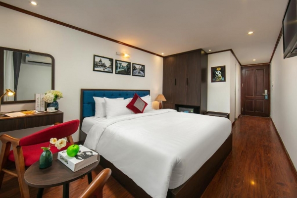 Hanoi Center Silk Hotel & Travel
