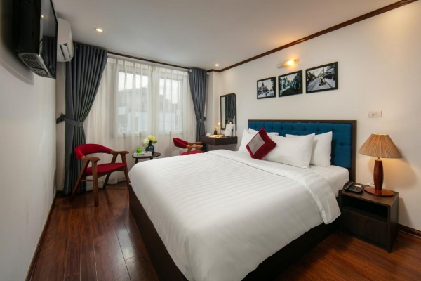 Hanoi Center Silk Hotel & Travel