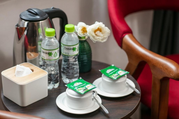 Hanoi Center Silk Hotel & Travel
