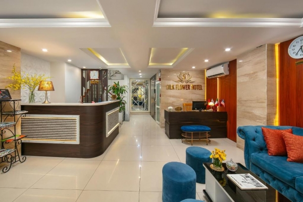 Hanoi Center Silk Hotel & Travel