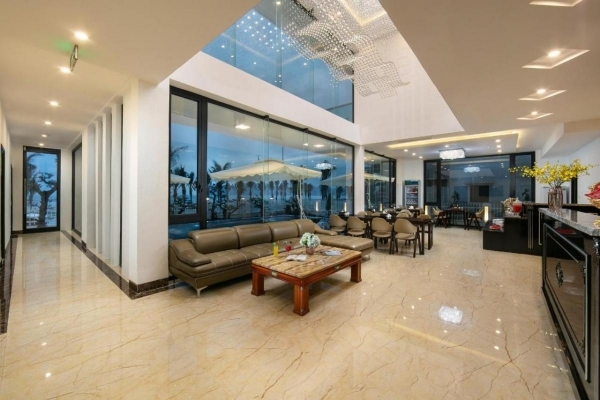 Tuan chau Kingly Villa