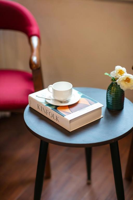 Hanoi Center Silk Hotel & Travel